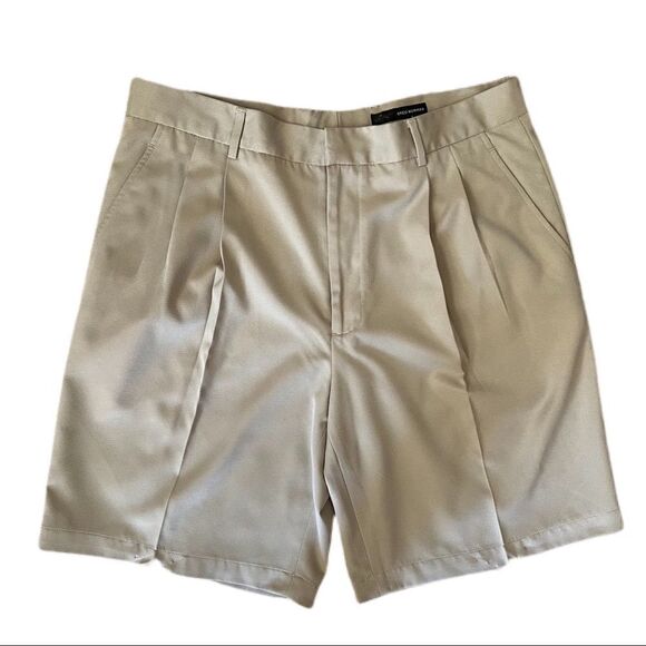 Greg Norman Tan, Khaki Golf Shorts. Size 36. Great Condition!! - Picture 1 of 7